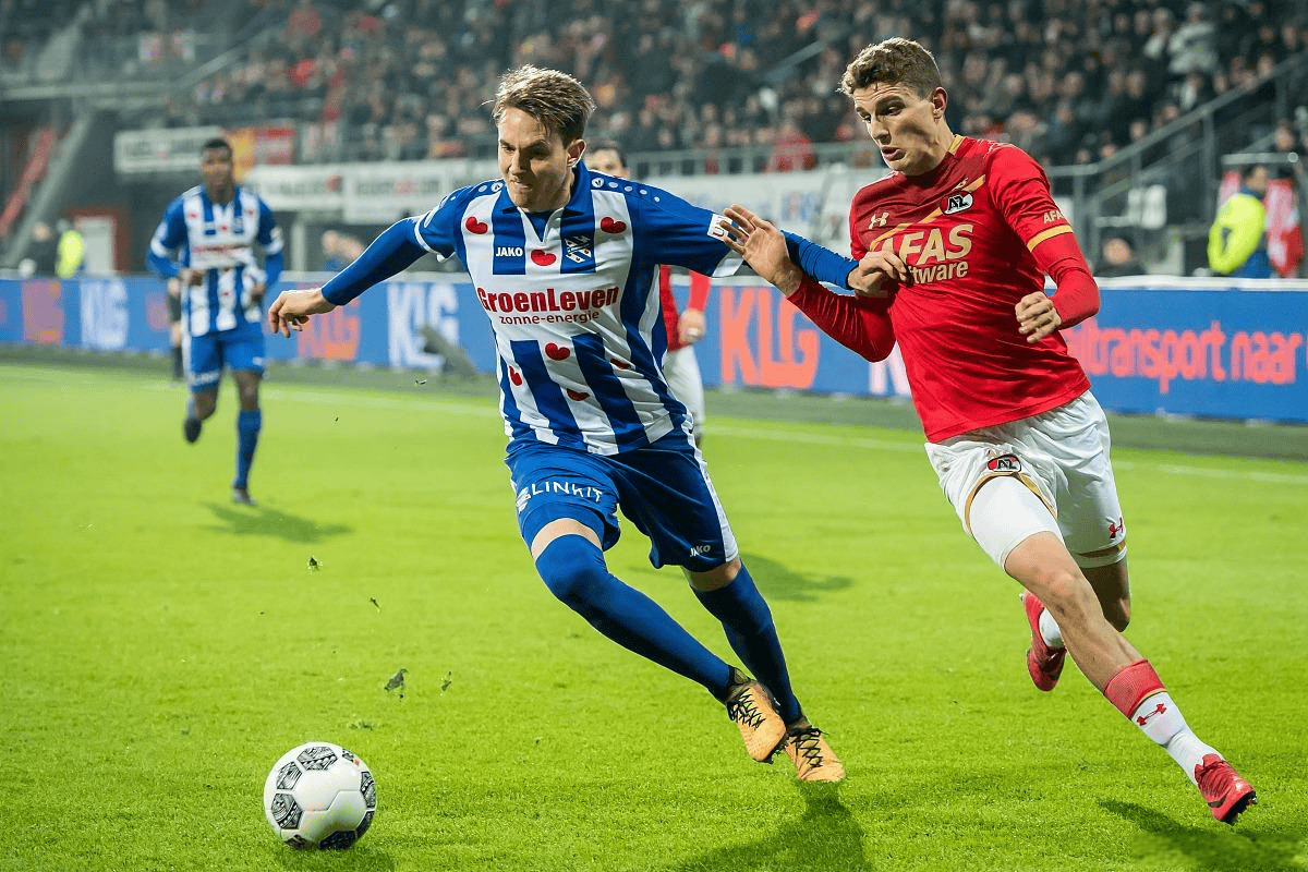 荷甲窗口期走向成谜,山东泰山战术微调,目标明确,纪律约束更严格 荷甲窗口期走向成谜,山东泰山战术微调,目标明确,纪律约束更严格