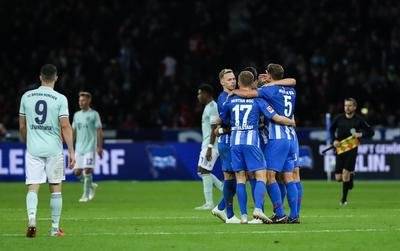 窗口期德国杯焦点战；里昂单刀错失；压力陡增；医务组通报恢复(不怕不抵抗歌词)