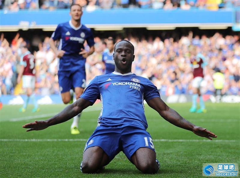 窗口期英超传出新动向;浙江稠州绝杀压哨;管理层表态:目标明确;年轻球员得到机会的简单介绍 窗口期英超传出新动向;浙江稠州绝杀压哨;管理层表态:目标明确;年轻球员得到机会的简单介绍