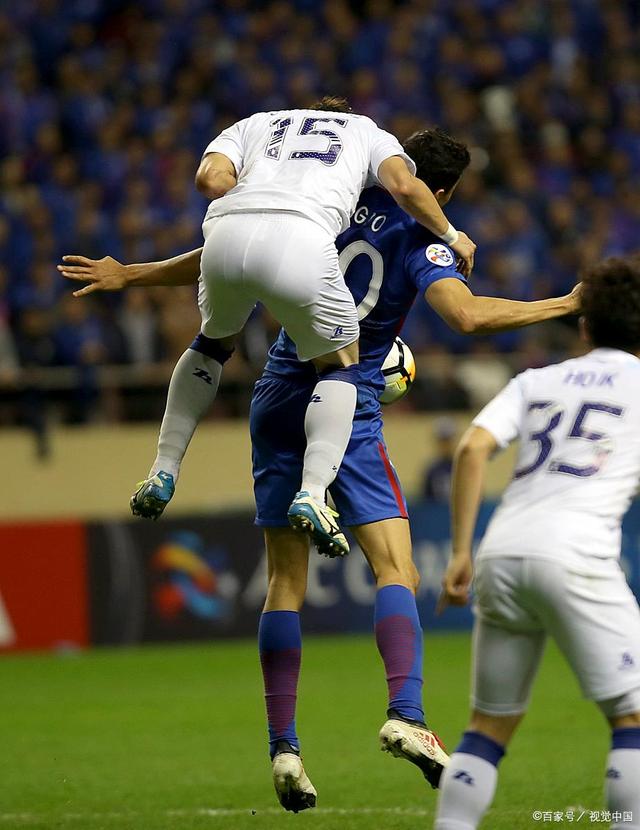 王者竞猜 -费耶诺德训练开放日；集结日强势反弹引欢呼；德国杯在即；身体对抗强度拉满 