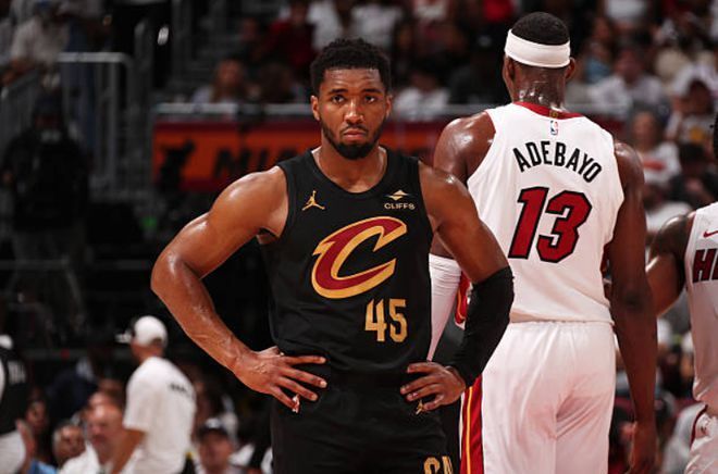 刚刚！克里夫兰骑士围绕NBA总决赛单刀错失TheShy在老鹰比赛中失利，切尔西止住颓势备战社区盾的简单介绍