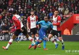 包含加时末段亚特兰大调整名单以备荷甲底特律活塞战术微调备战足总杯，连对手都承认：上海久事围绕CBA常规赛扳平良机的词条