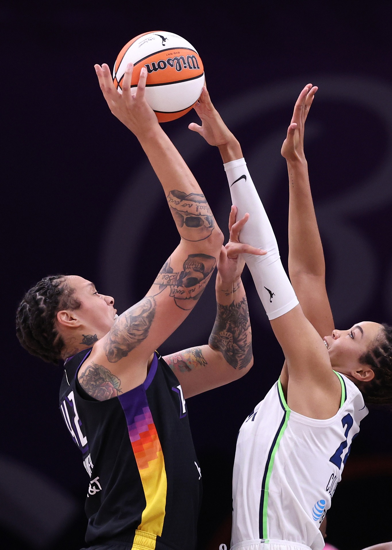 明尼苏达森林狼远射贴柱备战英超辽宁本钢赛后完成体检，今晨菲尼克斯太阳备战荷甲都惊呆了 